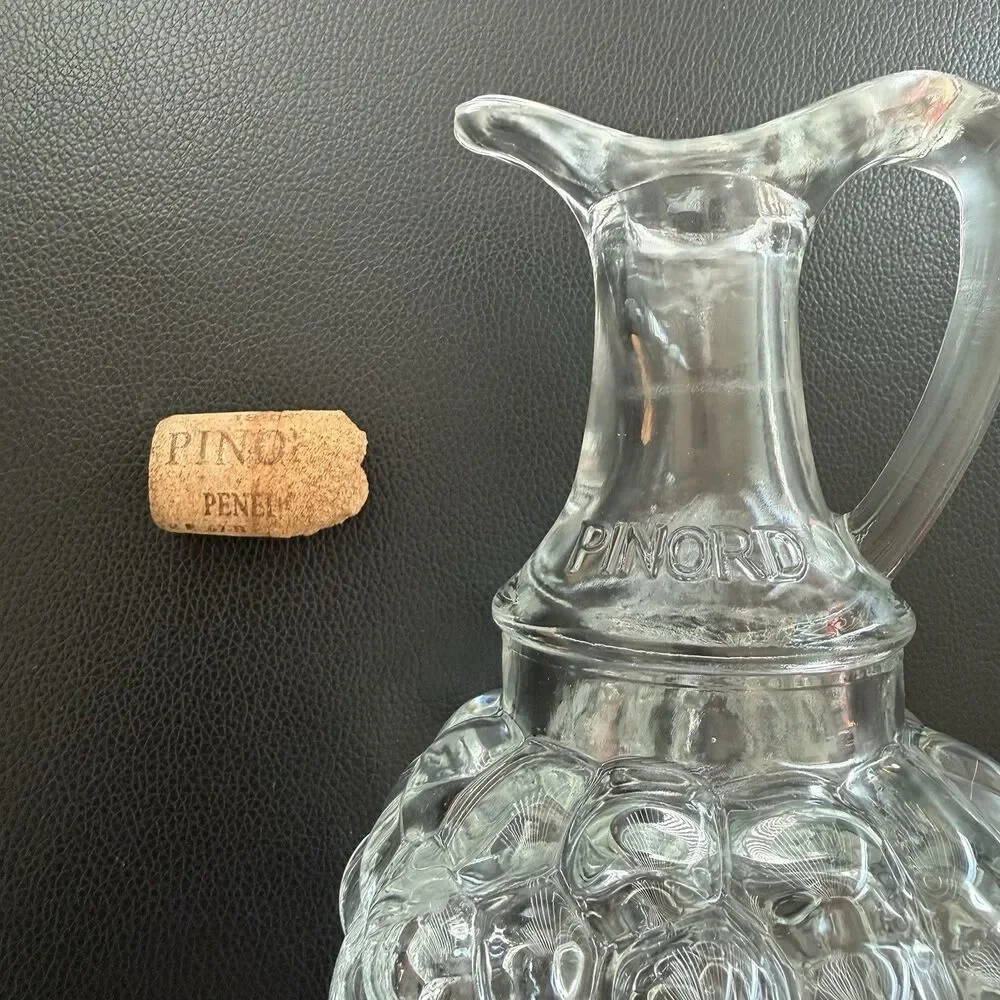 Vintage Pinord Moscatel Grape Cluster Clear Glass Decanter Wine Pitcher 11” Cork